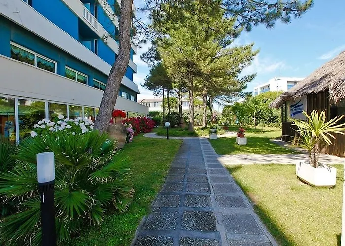 Hotel Grand Azzurra Club Lido Adriano