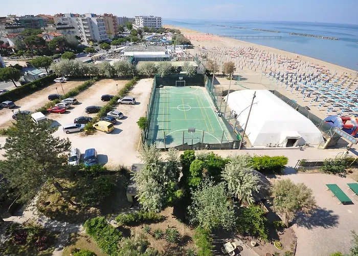 Hotell Grand Azzurra Club