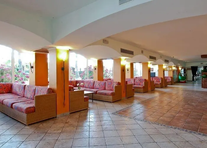 Hotell Grand Azzurra Club