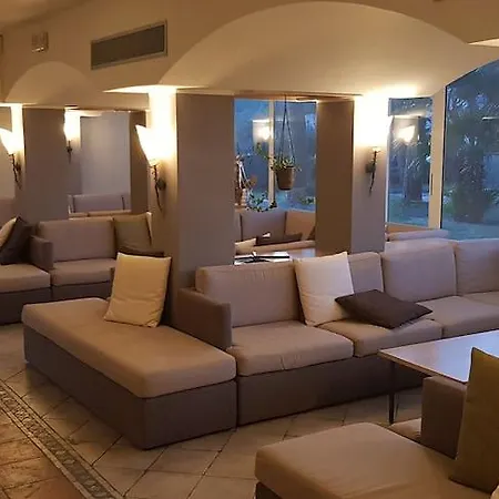 Grand Azzurra Club Lido Adriano