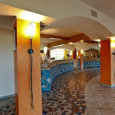 Grand Azzurra Club Hotel 3*