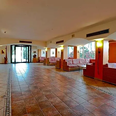 Hotel Grand Azzurra Club