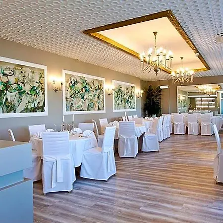 Hotel Grand Azzurra Club