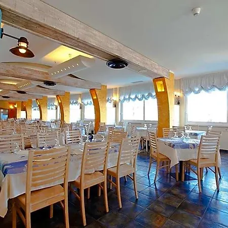 Grand Azzurra Club Lido Adriano