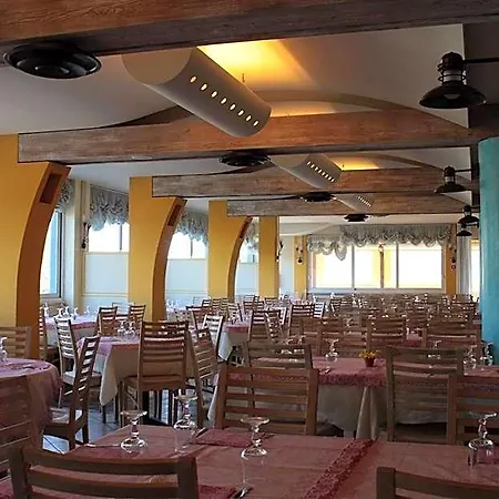 Hotel Grand Azzurra Club Lido Adriano