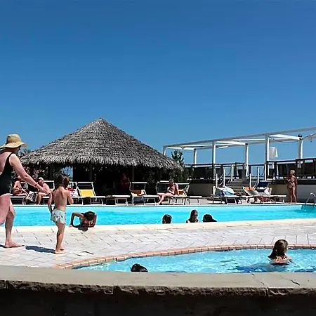 Grand Azzurra Club Hotel Lido Adriano
