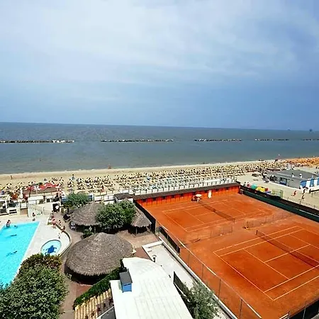 Отель Grand Azzurra Club 3*