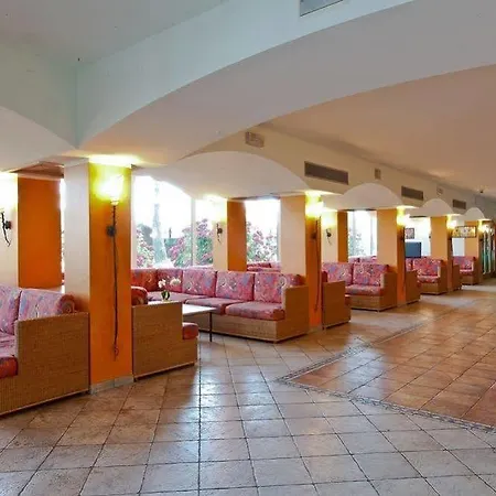 Отель Grand Azzurra Club