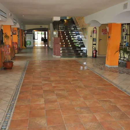 Grand Azzurra Club 3*