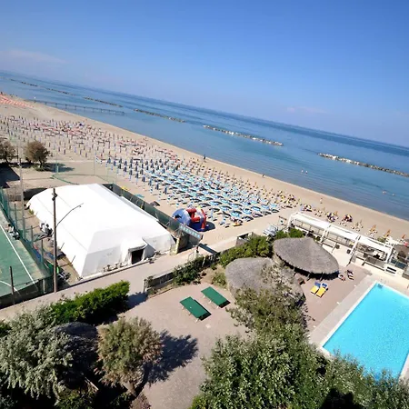 Grand Azzurra Club Отель
