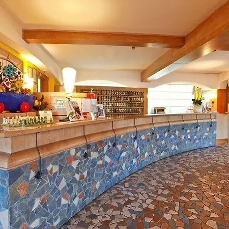 Grand Azzurra Club Hotel