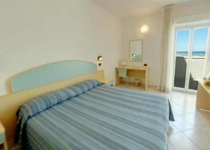 Grand Azzurra Club 3*