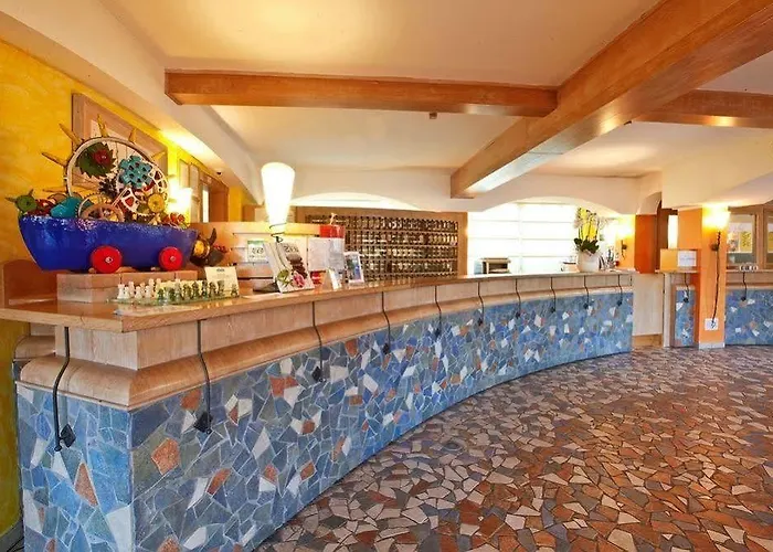 Grand Azzurra Club Hotel